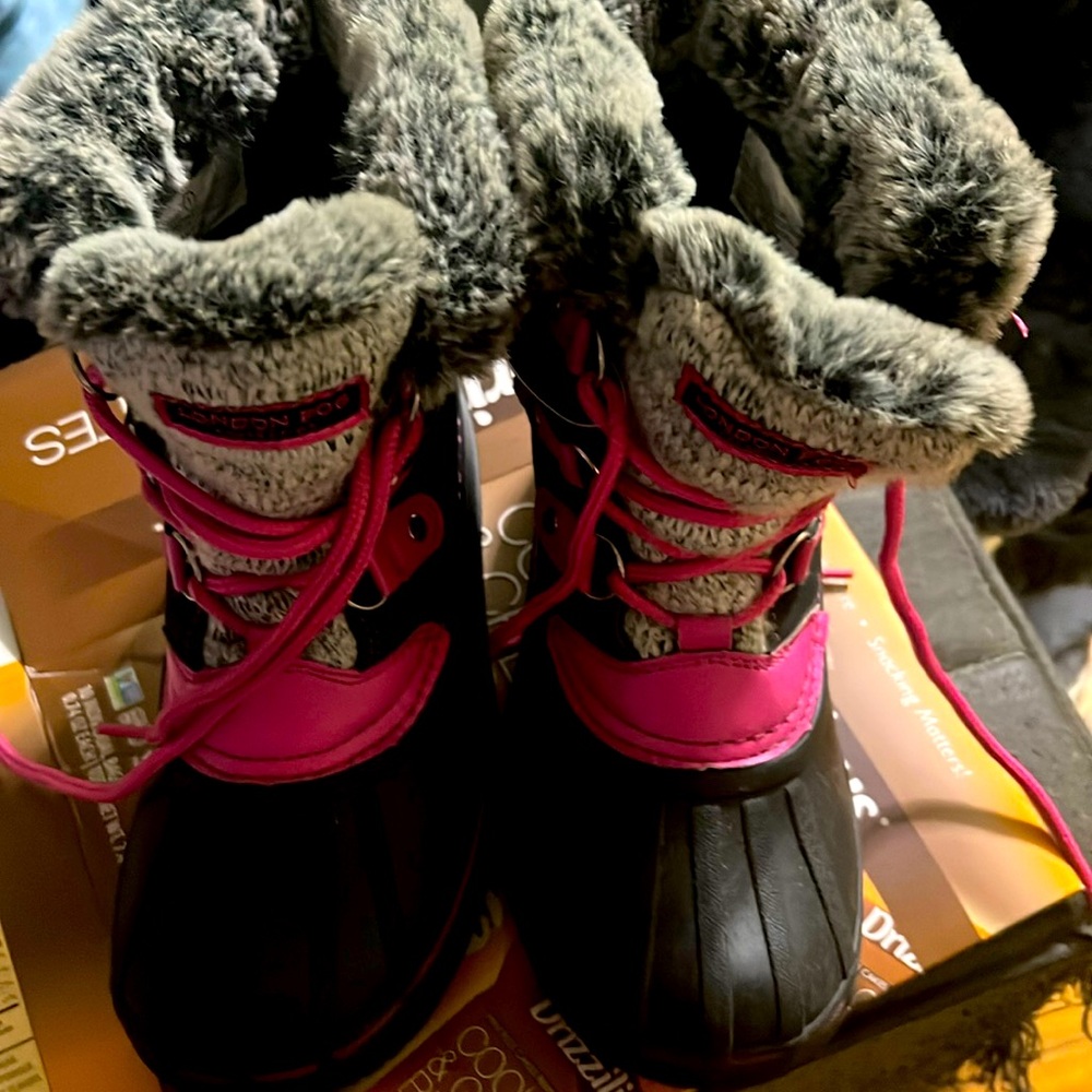 Just in- barely worn kids snow boots